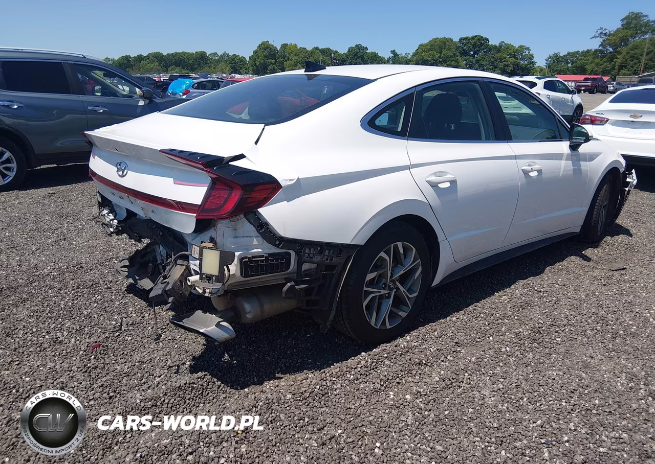 2022 Hyundai Sonata Sel VIN:KMHL64JA3NA213015 - 4