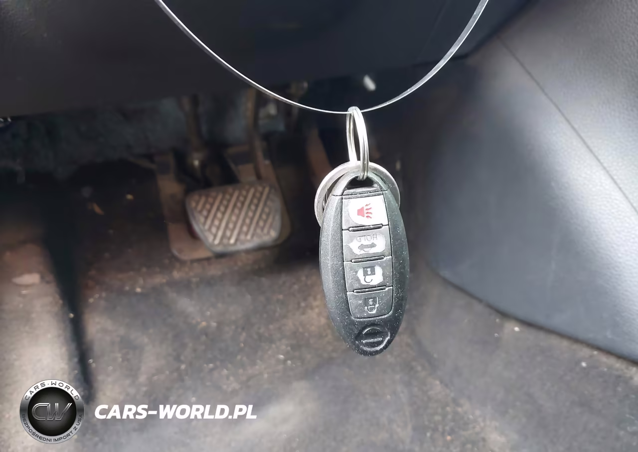 2018 Nissan Sentra Sr VIN:3N1AB7AP9JY207113 - 11