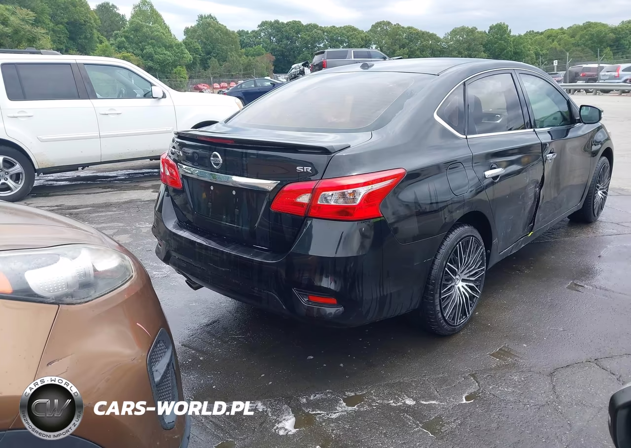 2018 Nissan Sentra Sr VIN:3N1AB7AP9JY207113 - 4