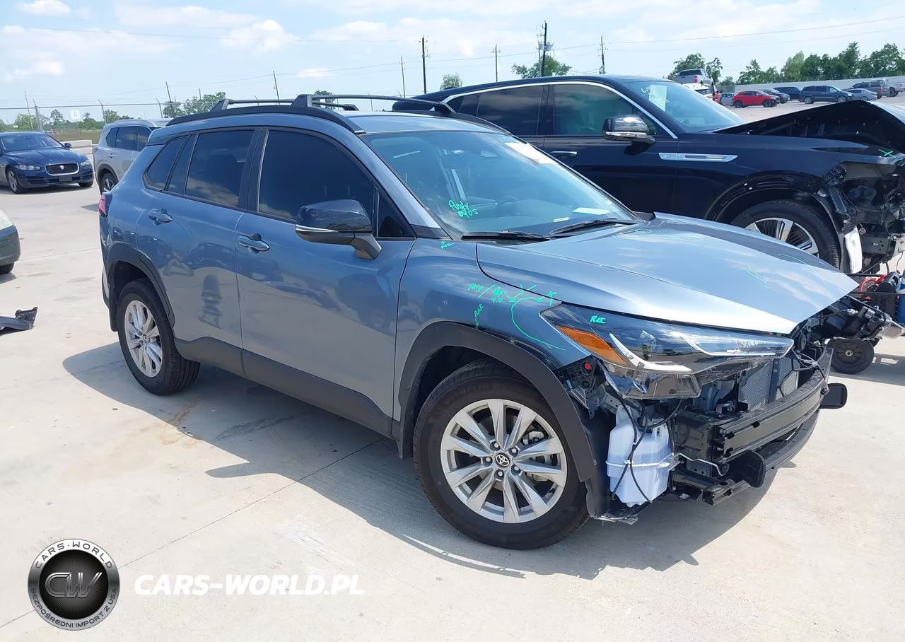 2025 Toyota Corolla Cross Le – zdjęcie 1 z 16