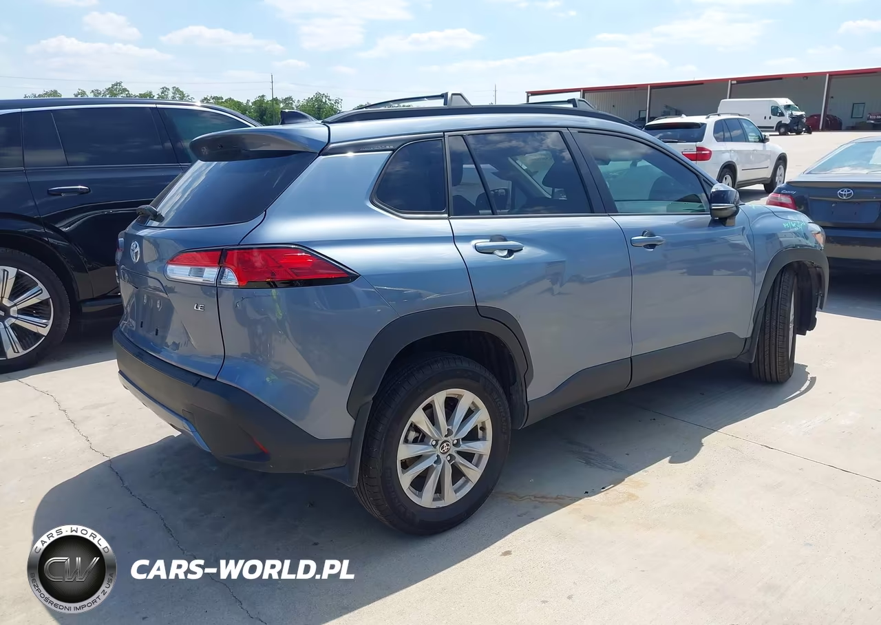 2025 Toyota Corolla Cross Le VIN:7MUCAAAG6SV150499 - 4