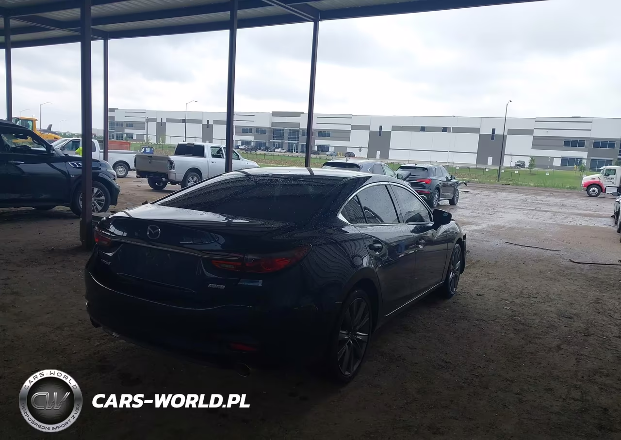 2018 Mazda Mazda6 Touring VIN:JM1GL1VM0J1307820 - 4