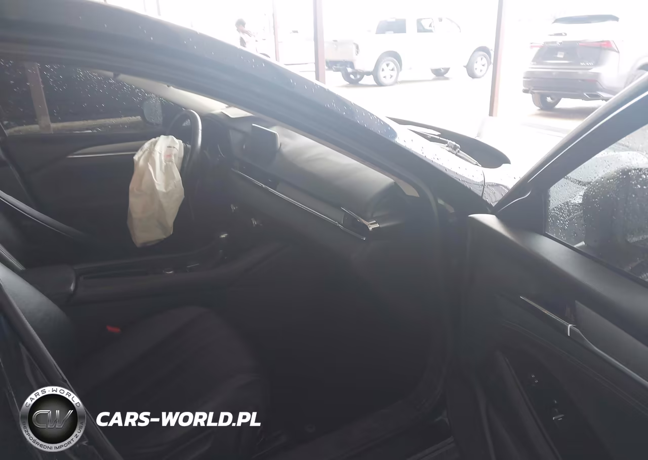 2018 Mazda Mazda6 Touring VIN:JM1GL1VM0J1307820 - 5