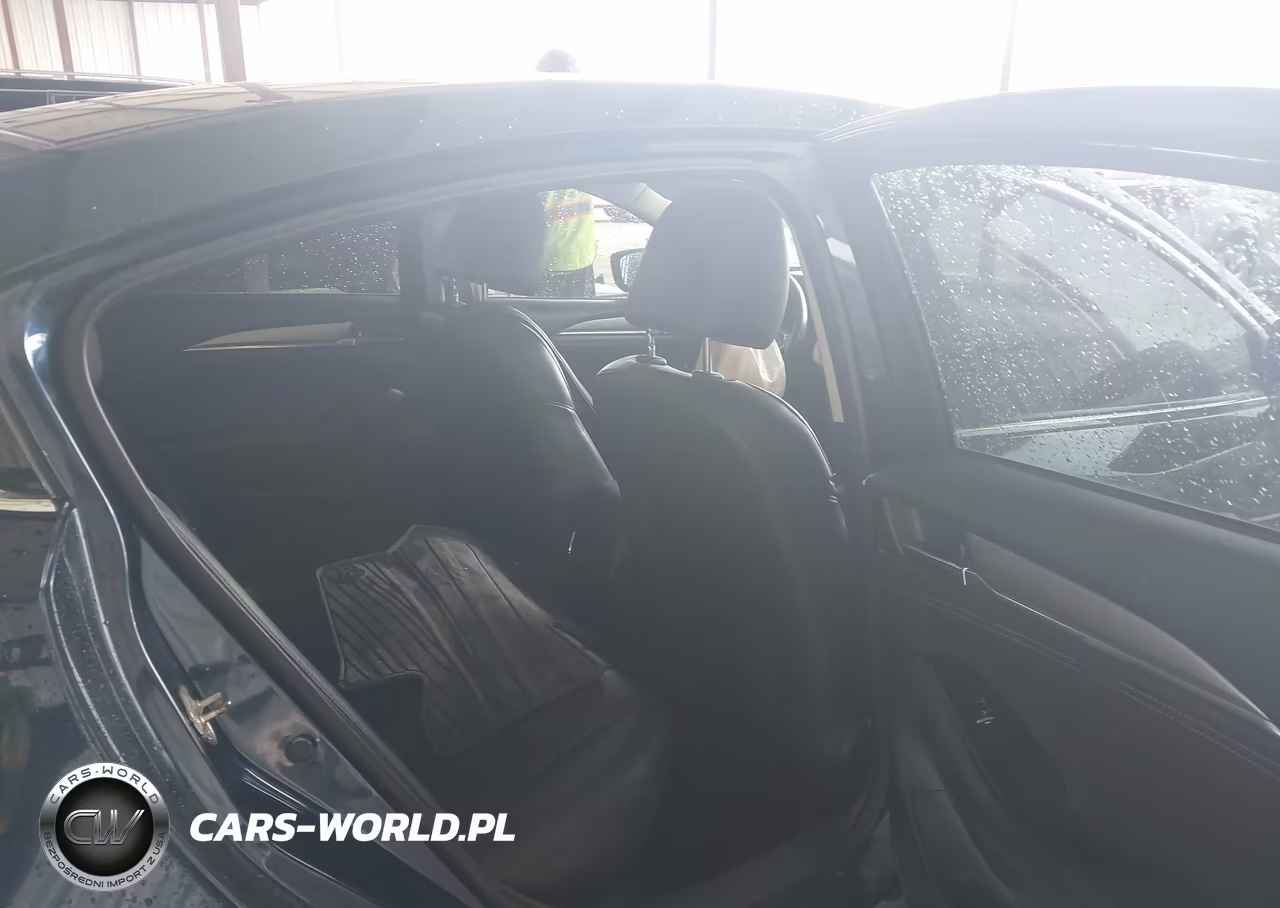 2018 Mazda Mazda6 Touring VIN:JM1GL1VM0J1307820 - 8