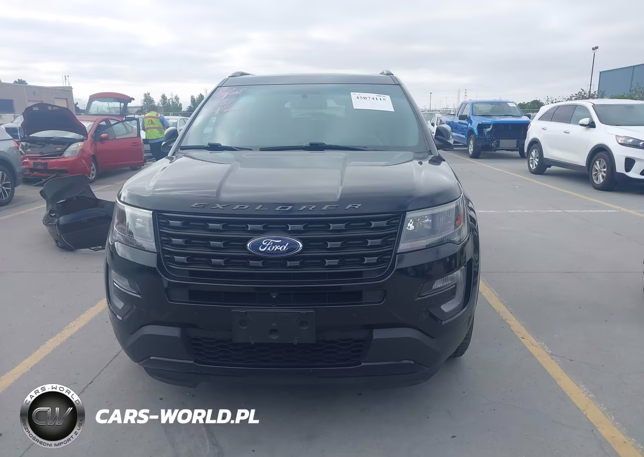 2017 Ford Explorer Sport VIN:1FM5K8GT1HGA88537 - 13