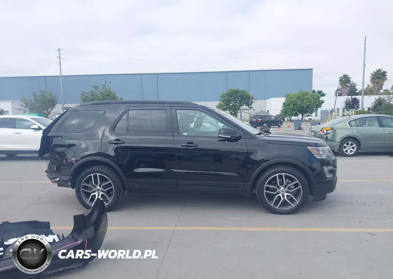 2017 Ford Explorer Sport VIN:1FM5K8GT1HGA88537 - 14