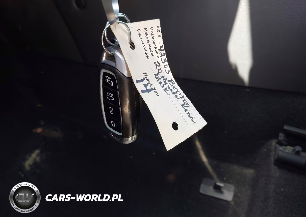 2020 Hyundai Kona Ultimate VIN:KM8K5CA59LU516176 - 11