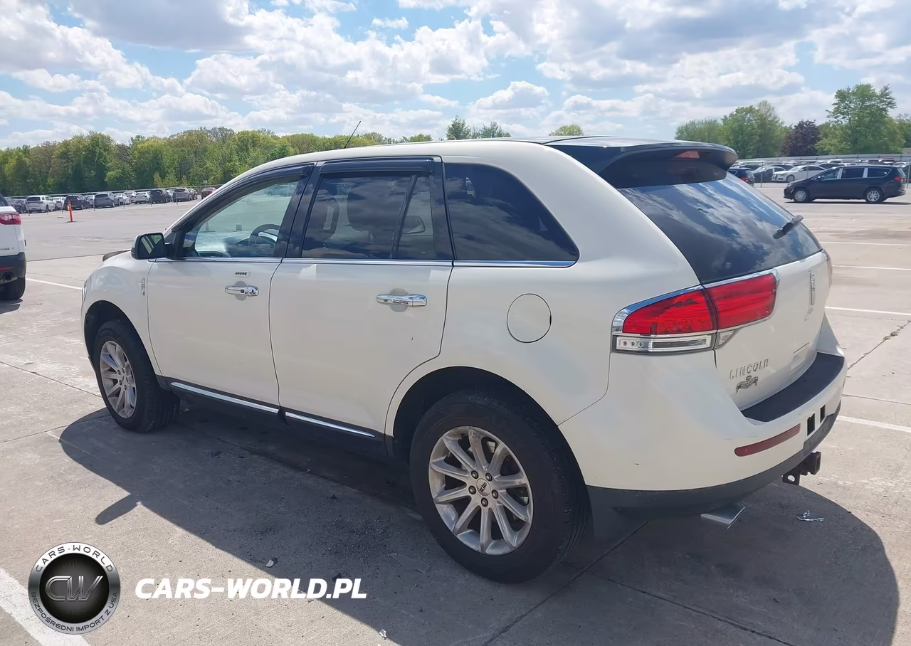 2013 Lincoln Mkx VIN:2LMDJ8JK1DBL13432 - 3