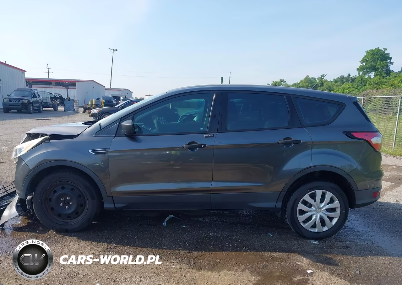2017 Ford Escape S VIN:1FMCU0F7XHUC24348 - 14