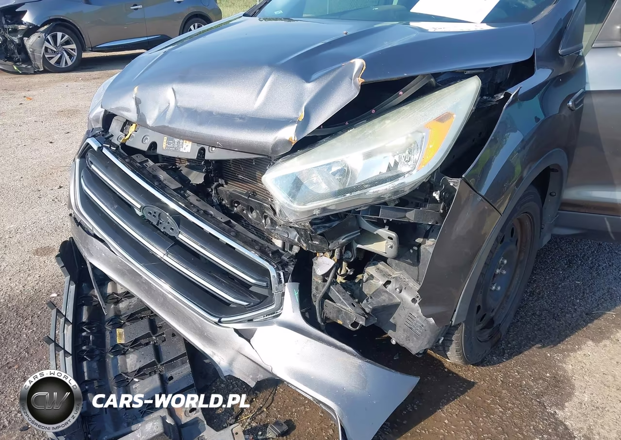 2017 Ford Escape S VIN:1FMCU0F7XHUC24348 - 6