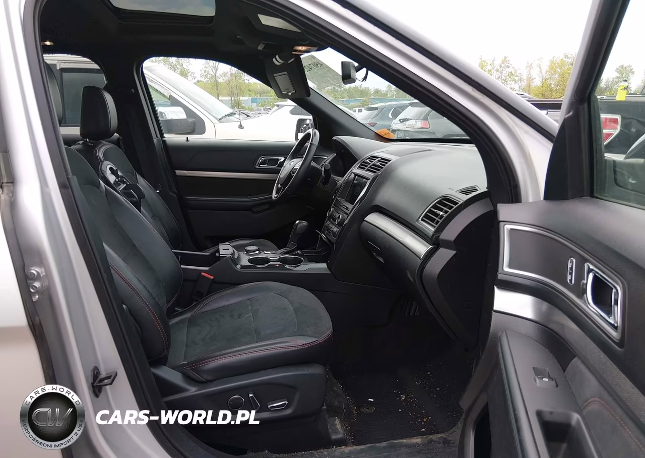 2018 Ford Explorer Xlt VIN:1FM5K8D81JGB16374 - 5