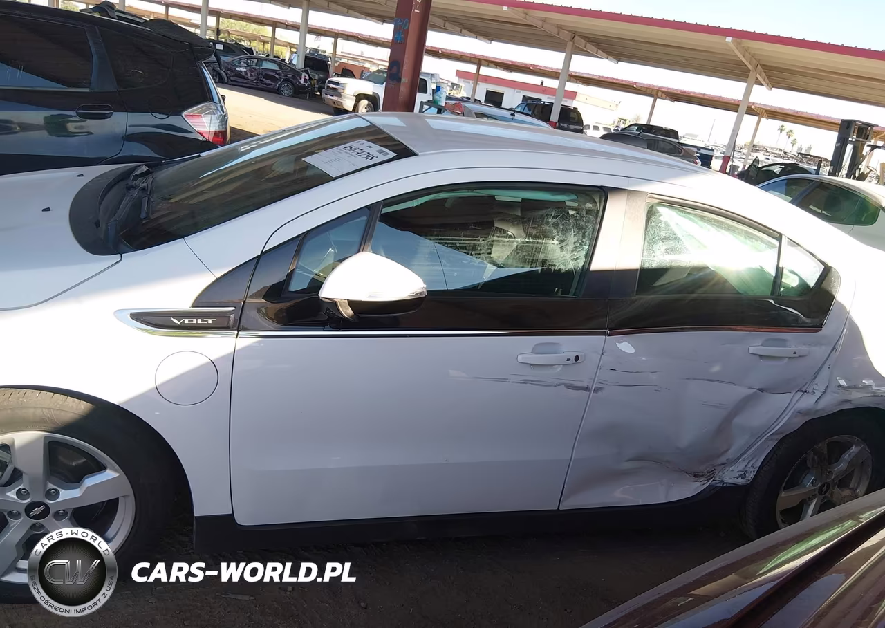 2015 Chevrolet Volt VIN:1G1RC6E4XFU123019 - 14