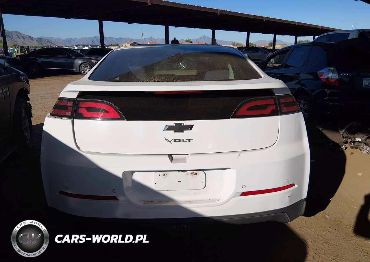 2015 Chevrolet Volt VIN:1G1RC6E4XFU123019 - 16