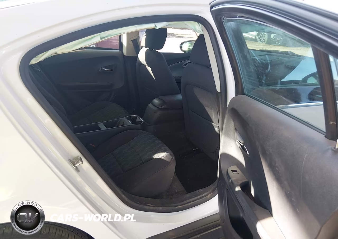 2015 Chevrolet Volt VIN:1G1RC6E4XFU123019 - 8