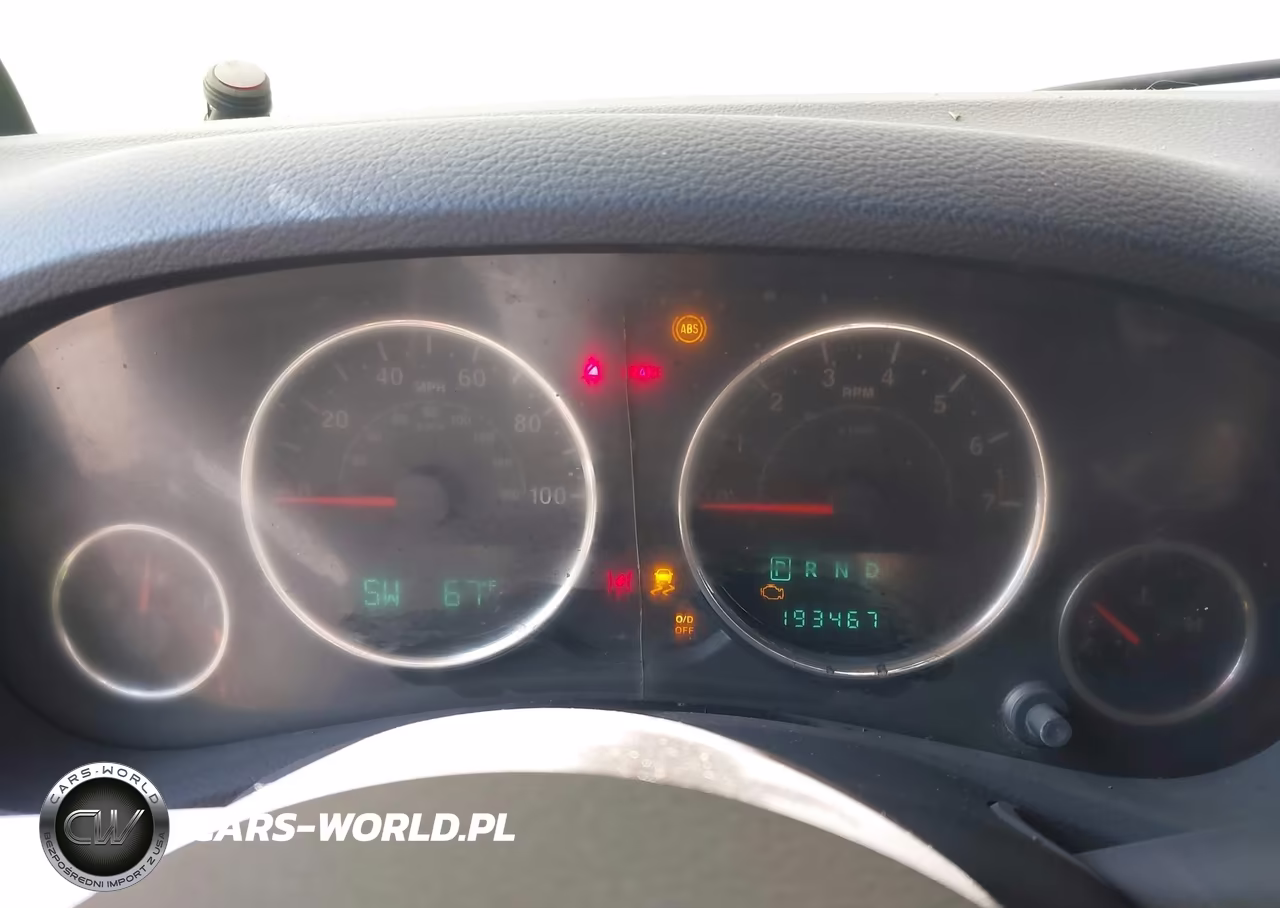 2011 Jeep Wrangler Unlimited Sahara VIN:1J4BA5H16BL588496 - 7