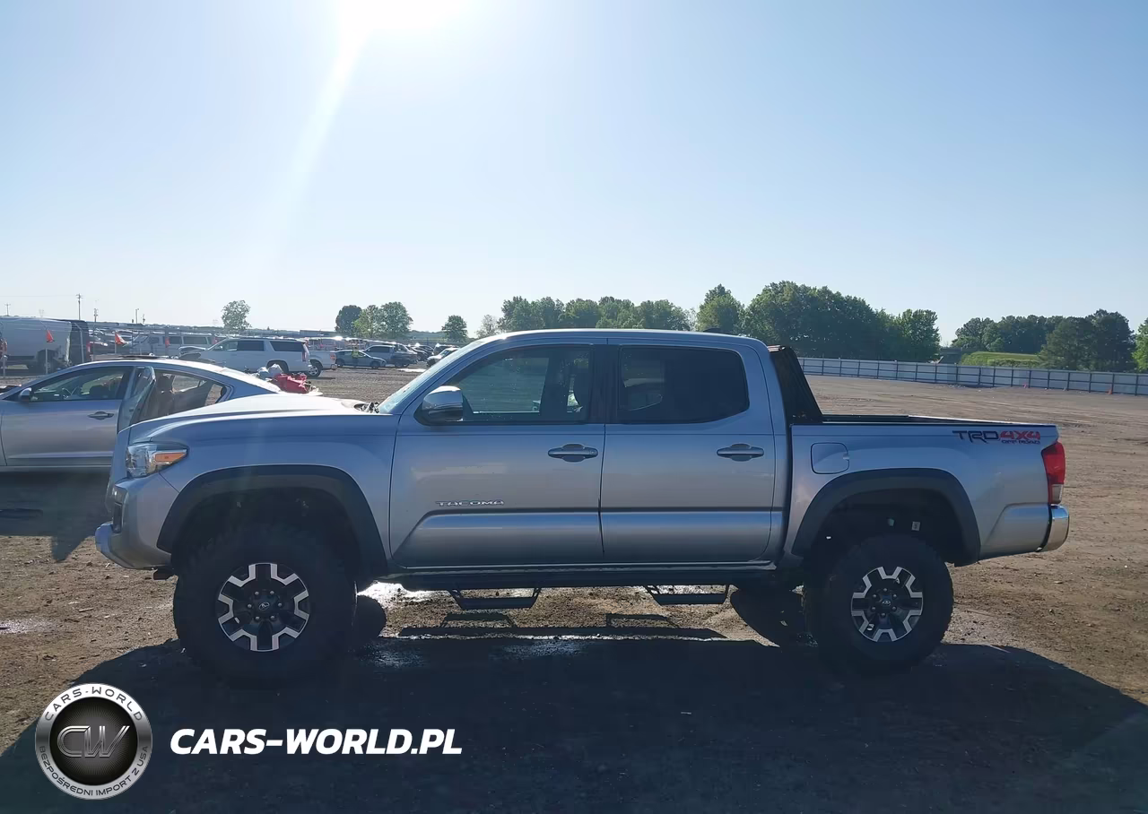 2017 Toyota Tacoma Trd Off Road VIN:5TFCZ5AN7HX062069 - 15