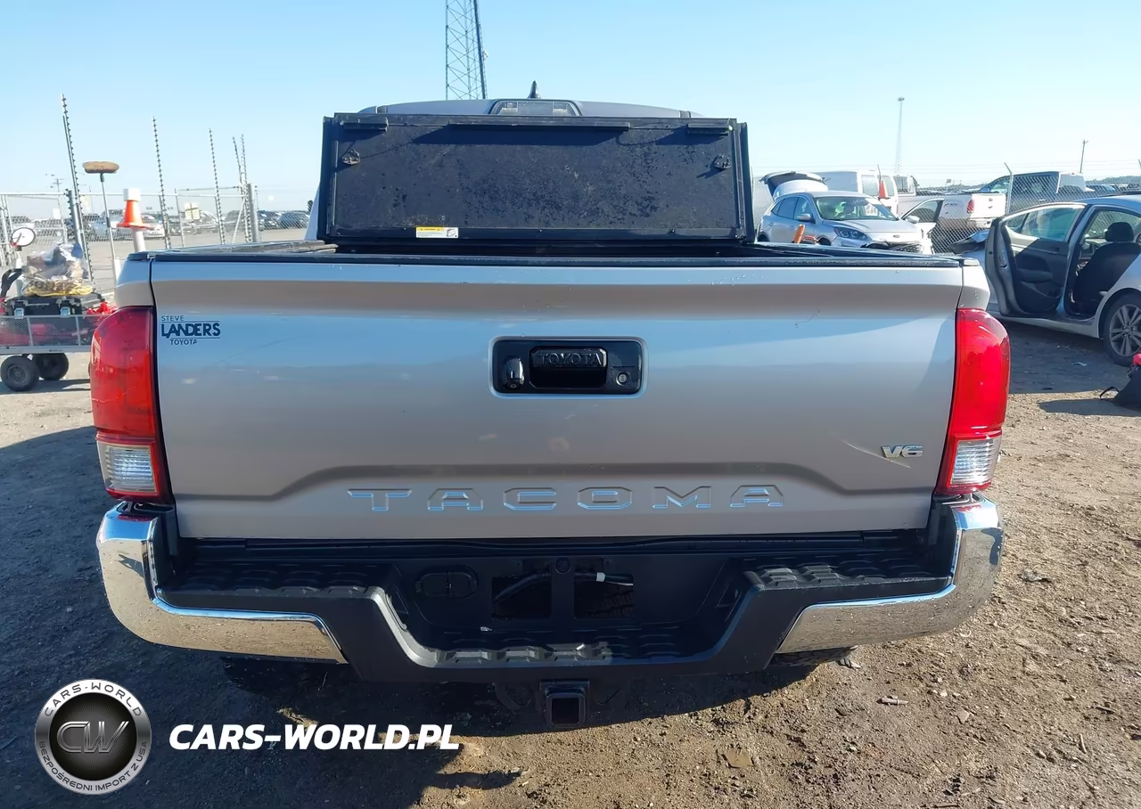 2017 Toyota Tacoma Trd Off Road VIN:5TFCZ5AN7HX062069 - 17