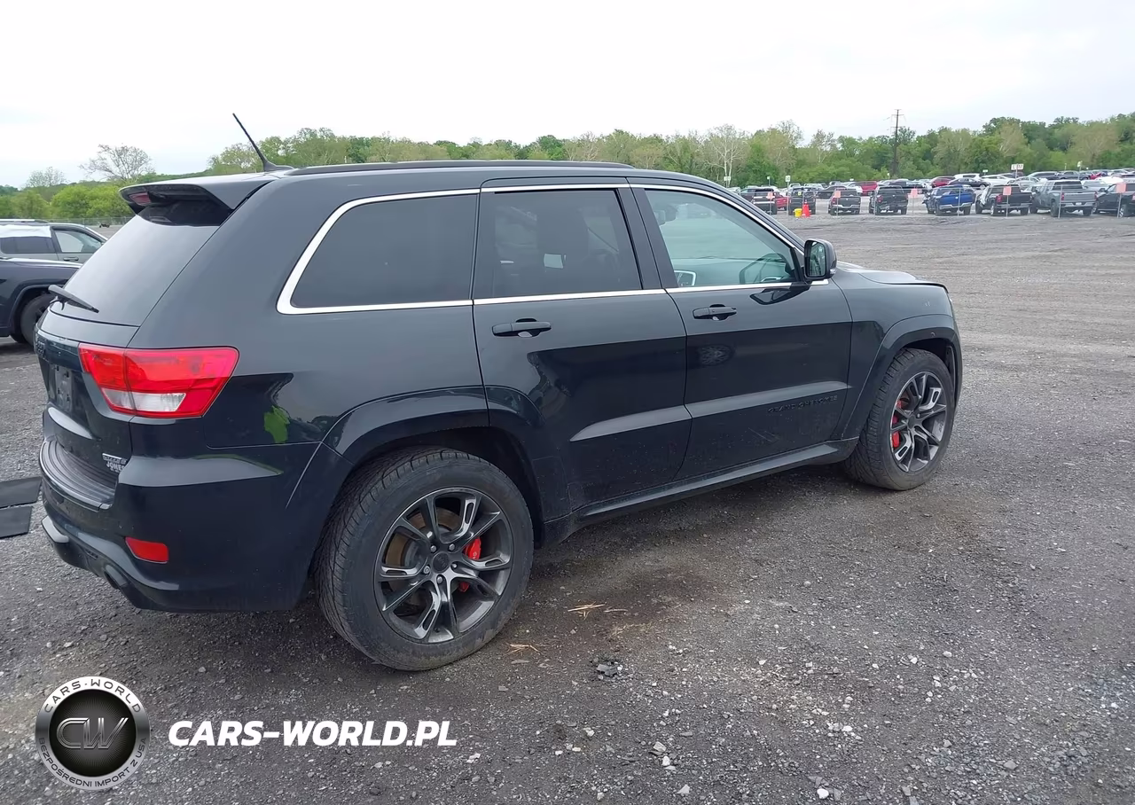 2013 Jeep Grand Cherokee Srt8 Vapor VIN:1C4RJFDJ9DC603320 - 4