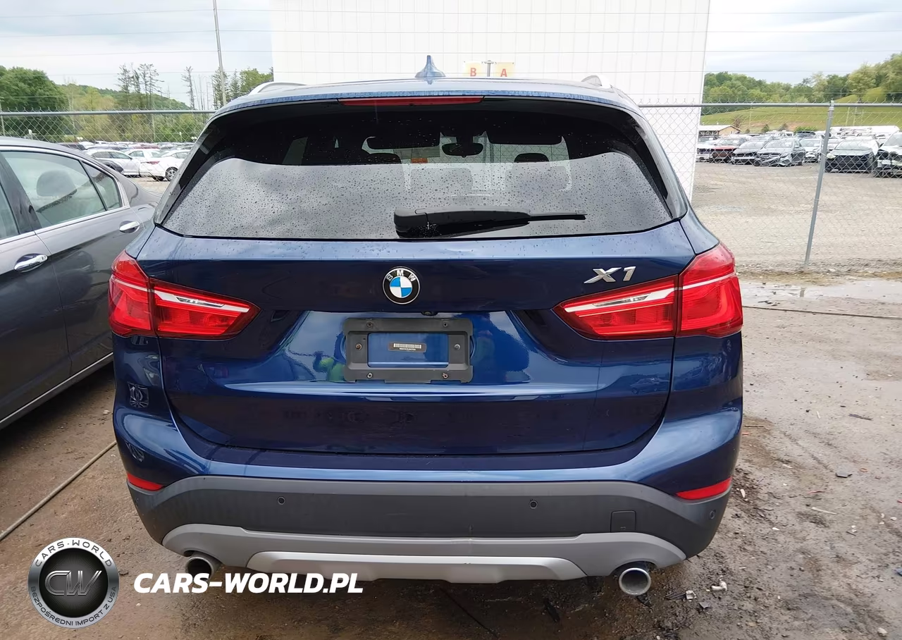 2018 BMW X1 xDrive28I VIN:WBXHT3C37J5K27520 - 16