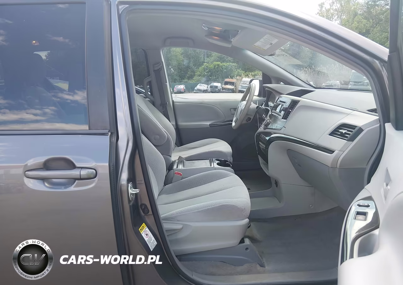 2013 Toyota Sienna Le V6 8 Passenger VIN:5TDKK3DC2DS391003 - 5