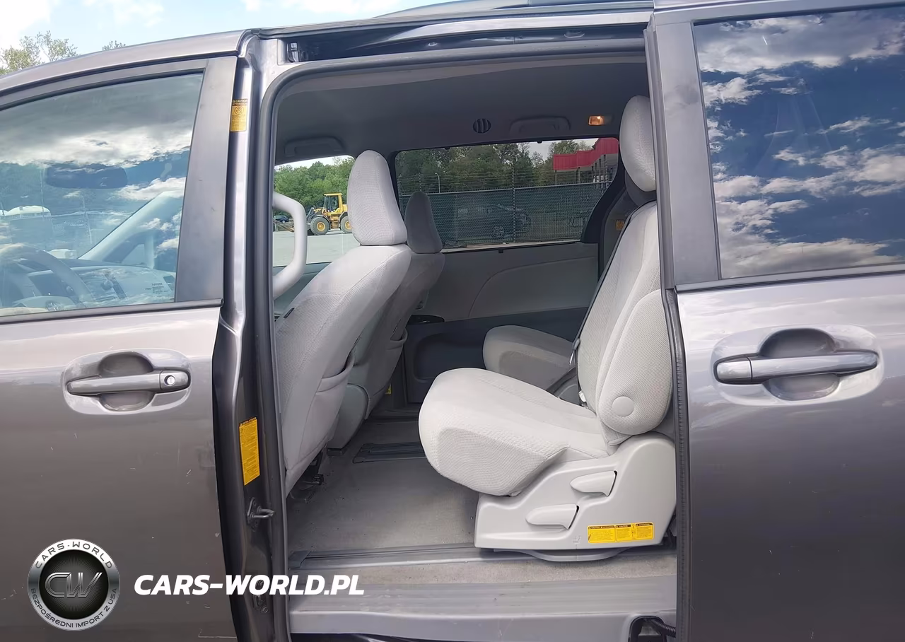 2013 Toyota Sienna Le V6 8 Passenger VIN:5TDKK3DC2DS391003 - 8
