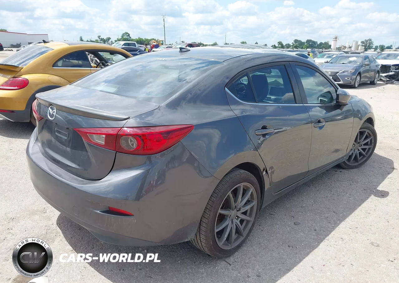 2017 Mazda Mazda3 Touring VIN:JM1BN1V70H1100837 - 4