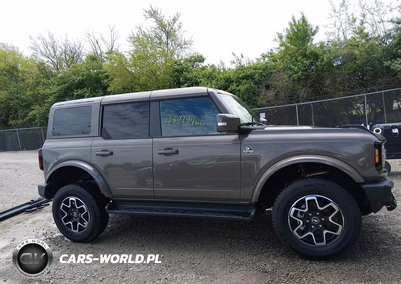 2025 Ford Bronco Outer Banks VIN:1FMEE8BP2SLB38085 - 14