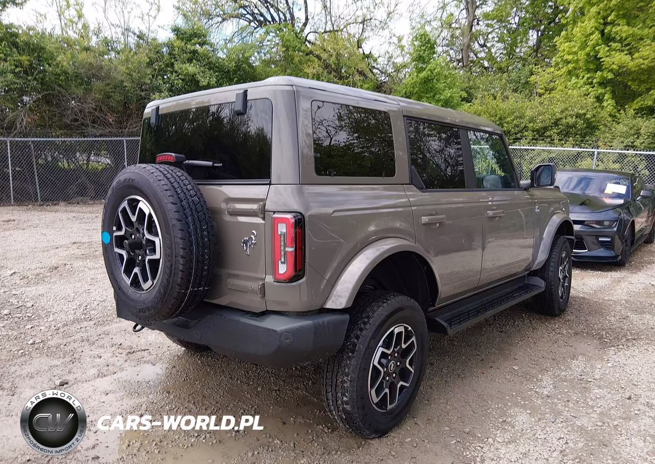 2025 Ford Bronco Outer Banks VIN:1FMEE8BP2SLB38085 - 4