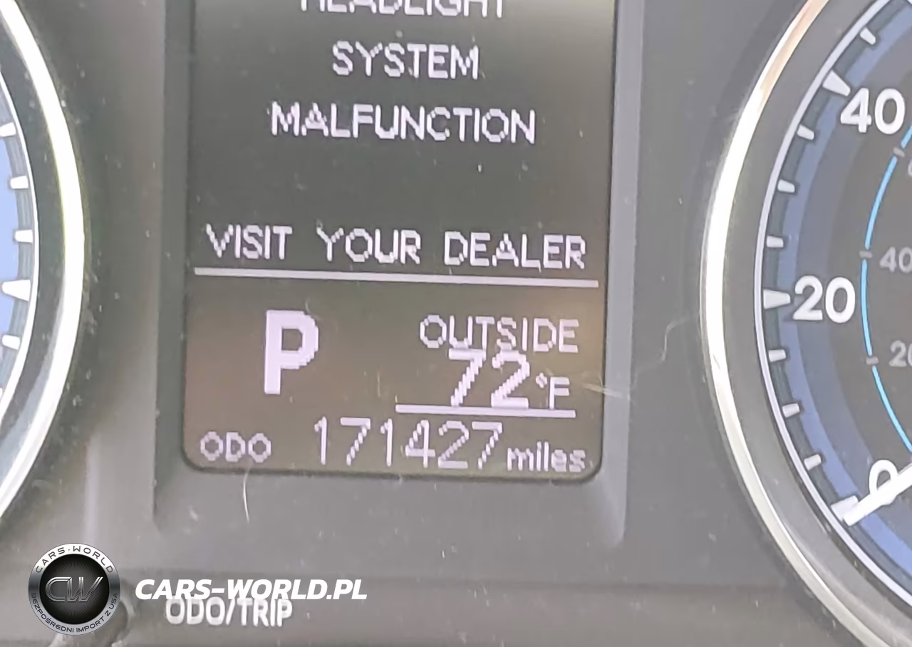 2019 Toyota Corolla Le VIN:2T1BURHE6KC149846 - 16