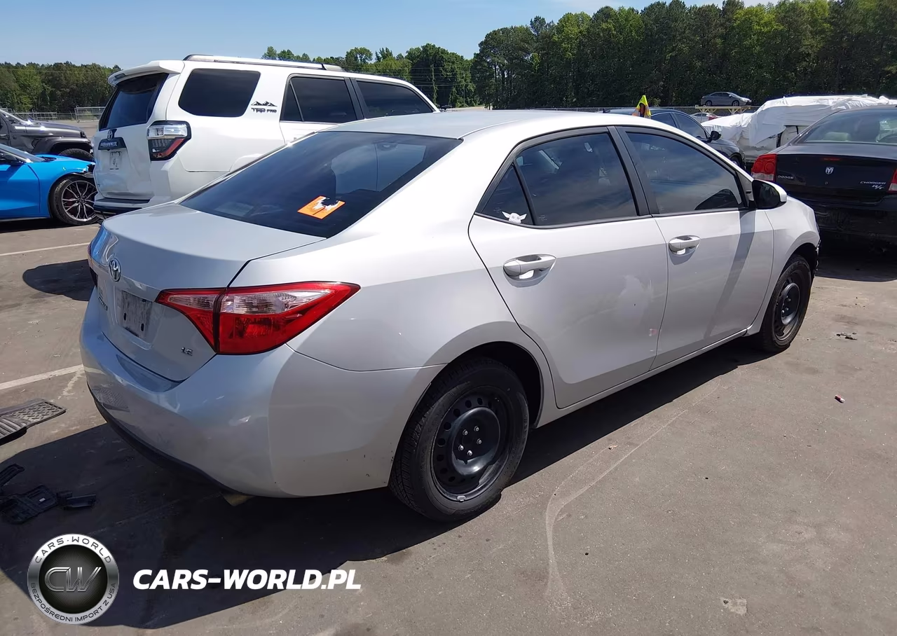 2019 Toyota Corolla Le VIN:2T1BURHE6KC149846 - 4