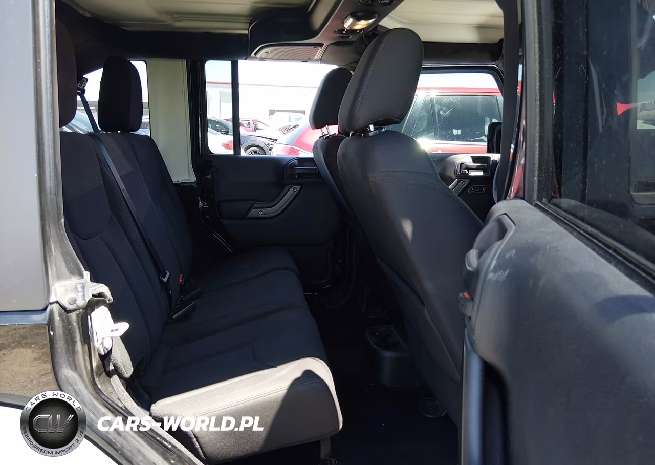 2016 Jeep Wrangler Unlimited Sport VIN:1C4BJWDG1GL265504 - 8