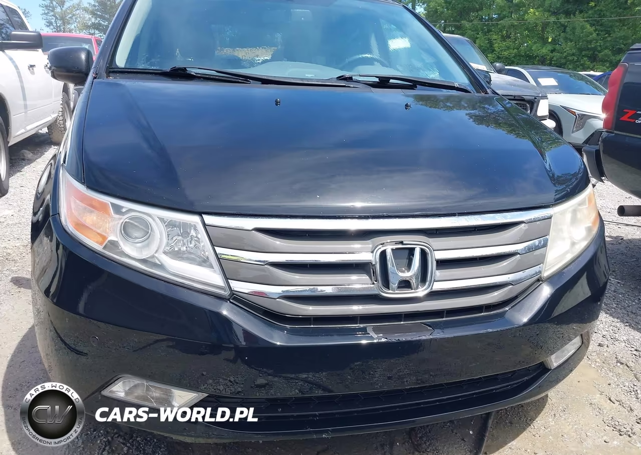 2013 Honda Odyssey Touring-Touring Elite VIN:5FNRL5H96DB003779 - 12