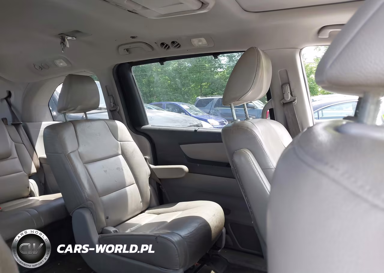 2013 Honda Odyssey Touring-Touring Elite VIN:5FNRL5H96DB003779 - 8
