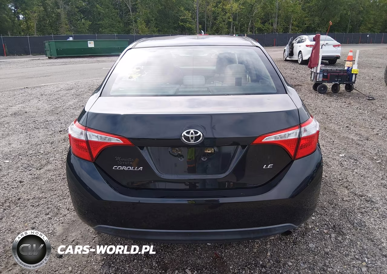 2015 Toyota Corolla Le VIN:5YFBURHE7FP338169 - 17
