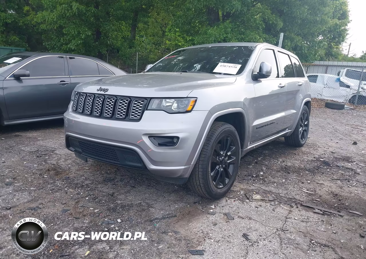 2017 Jeep Grand Cherokee Altitude 4X2 VIN:1C4RJEAG6HC929990 - 2