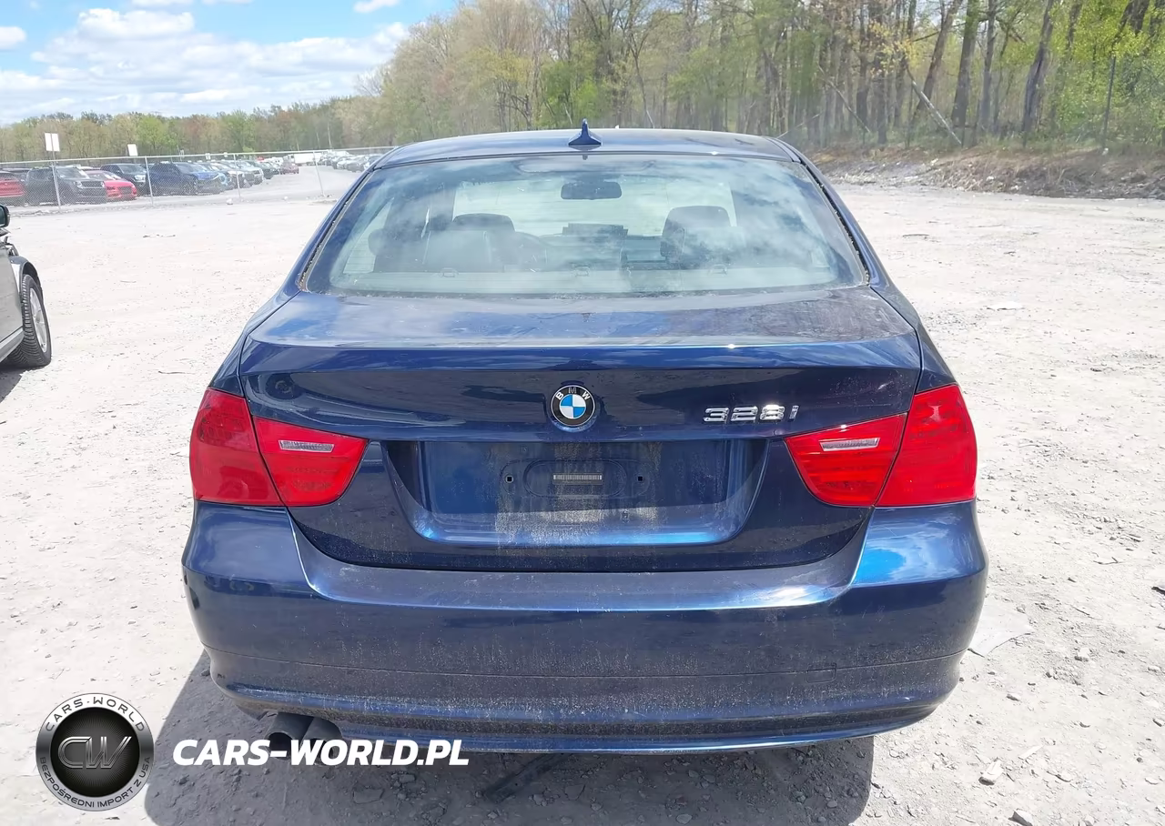2011 BMW 328I xDrive VIN:WBAPK5C58BA993917 - 16