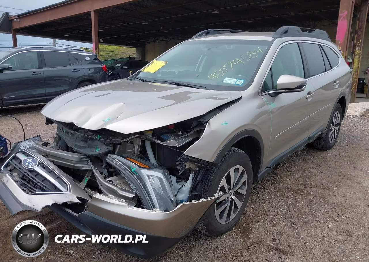 2020 Subaru Outback Premium VIN:4S4BTACC3L3156270 - 2