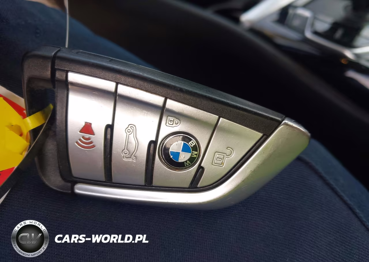 2018 BMW 530I VIN:WBAJA5C59JWA37505 - 11