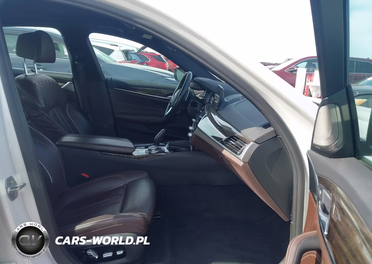 2018 BMW 530I VIN:WBAJA5C59JWA37505 - 5