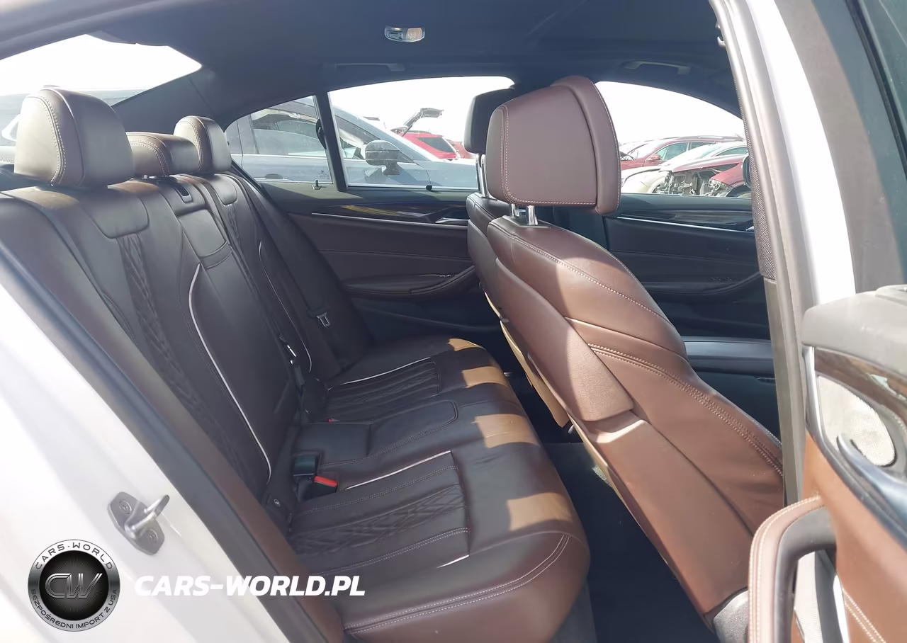2018 BMW 530I VIN:WBAJA5C59JWA37505 - 8