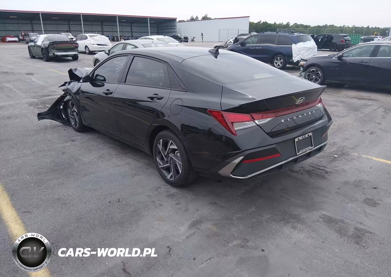 2025 Hyundai Elantra Sel Sport VIN:KMHLM4DG0SU951189 - 3