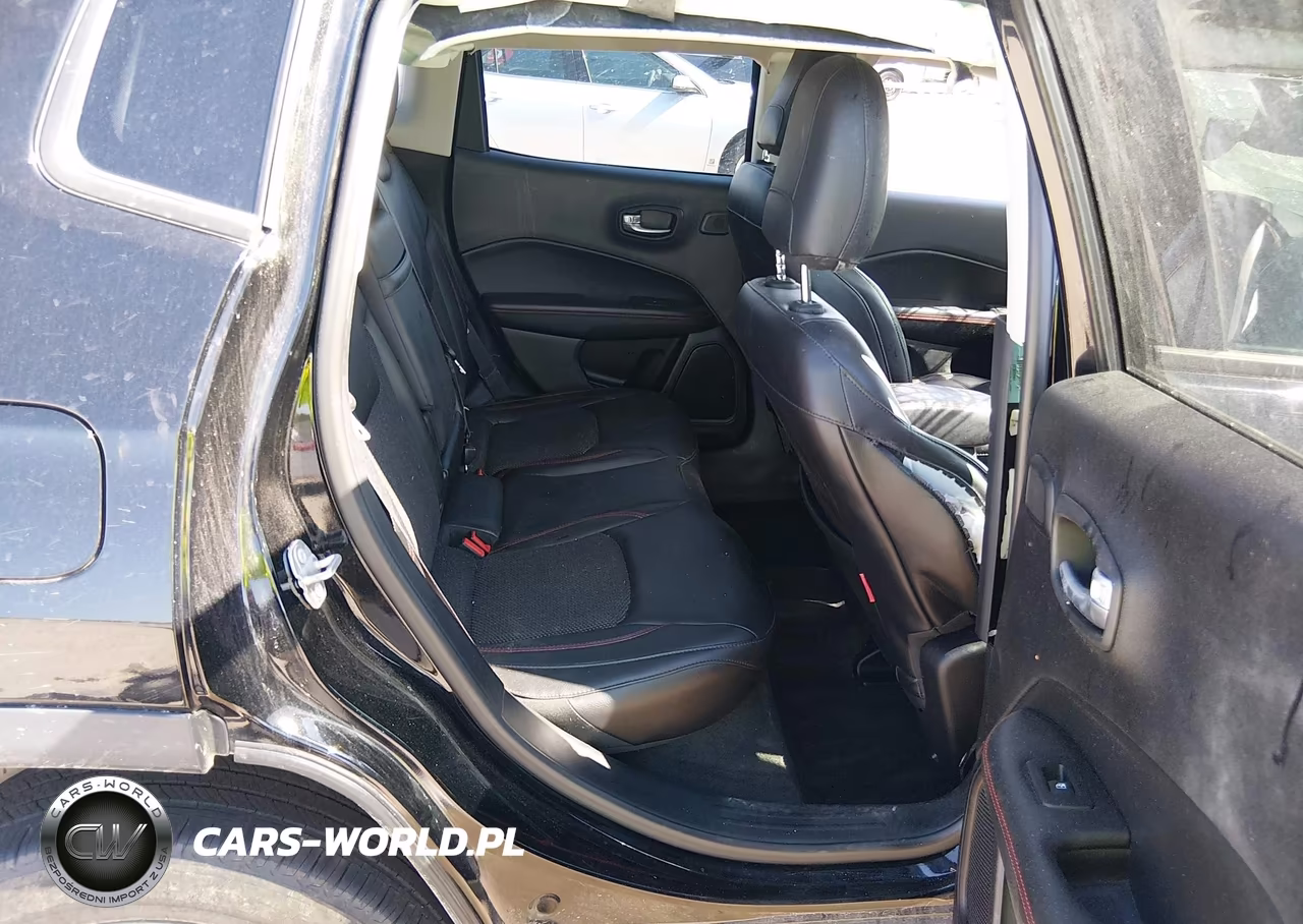 2018 Jeep Compass Trailhawk 4X4 VIN:3C4NJDDB8JT129162 - 8