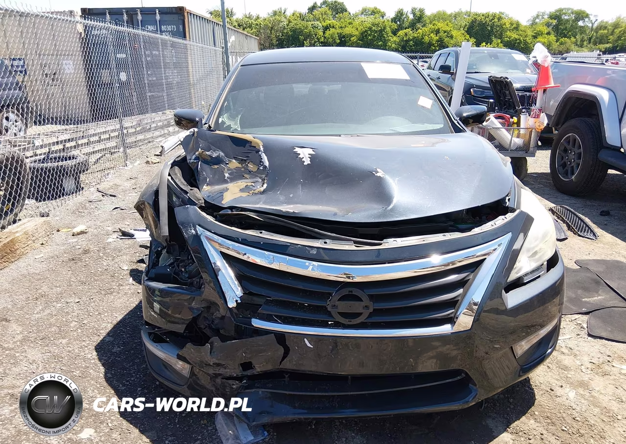 2015 Nissan Altima 2.5 S VIN:1N4AL3APXFC125755 - 13