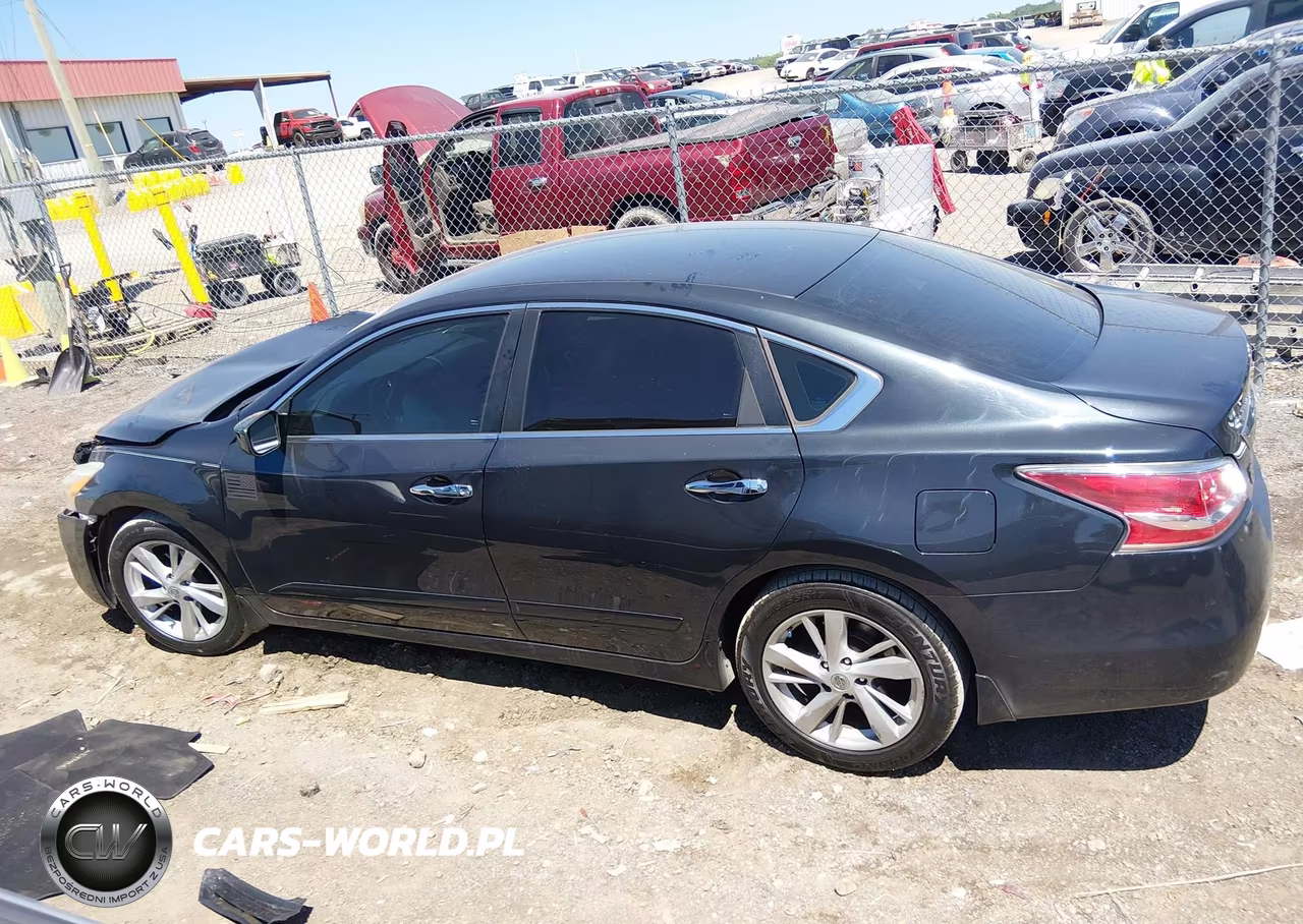 2015 Nissan Altima 2.5 S VIN:1N4AL3APXFC125755 - 15