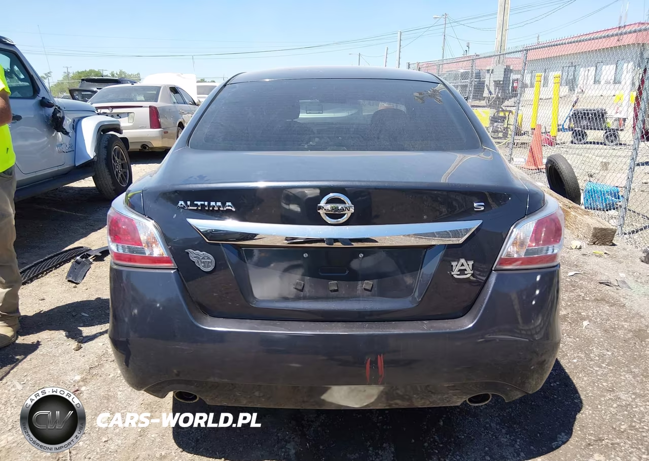 2015 Nissan Altima 2.5 S VIN:1N4AL3APXFC125755 - 17
