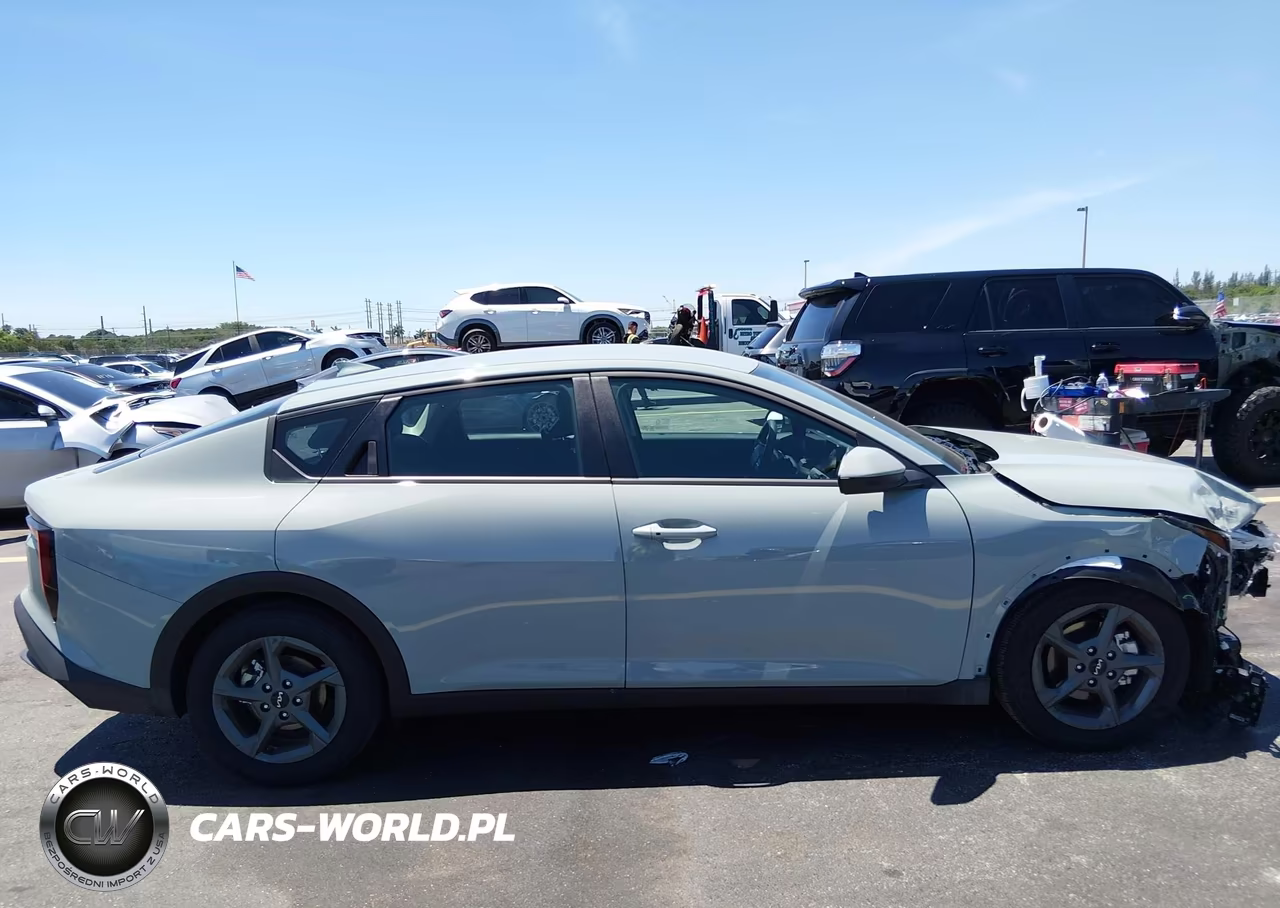 2026 Kia K4 Lxs VIN:3KPFT4DE6TE274474 - 14