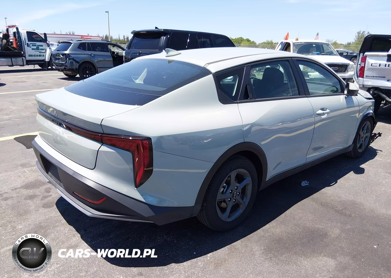 2026 Kia K4 Lxs VIN:3KPFT4DE6TE274474 - 4