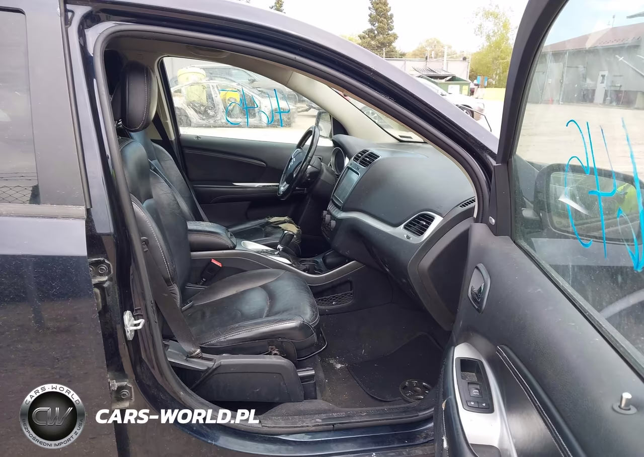 2011 Dodge Journey Lux VIN:3D4PG9FG6BT511661 - 5
