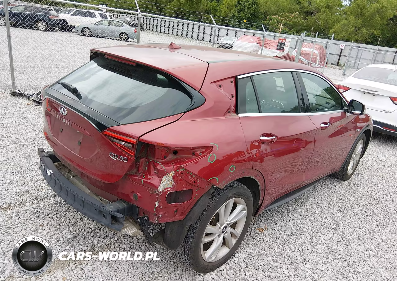 2017 Infiniti Qx30 VIN:SJKCH5CP6HA034068 - 4