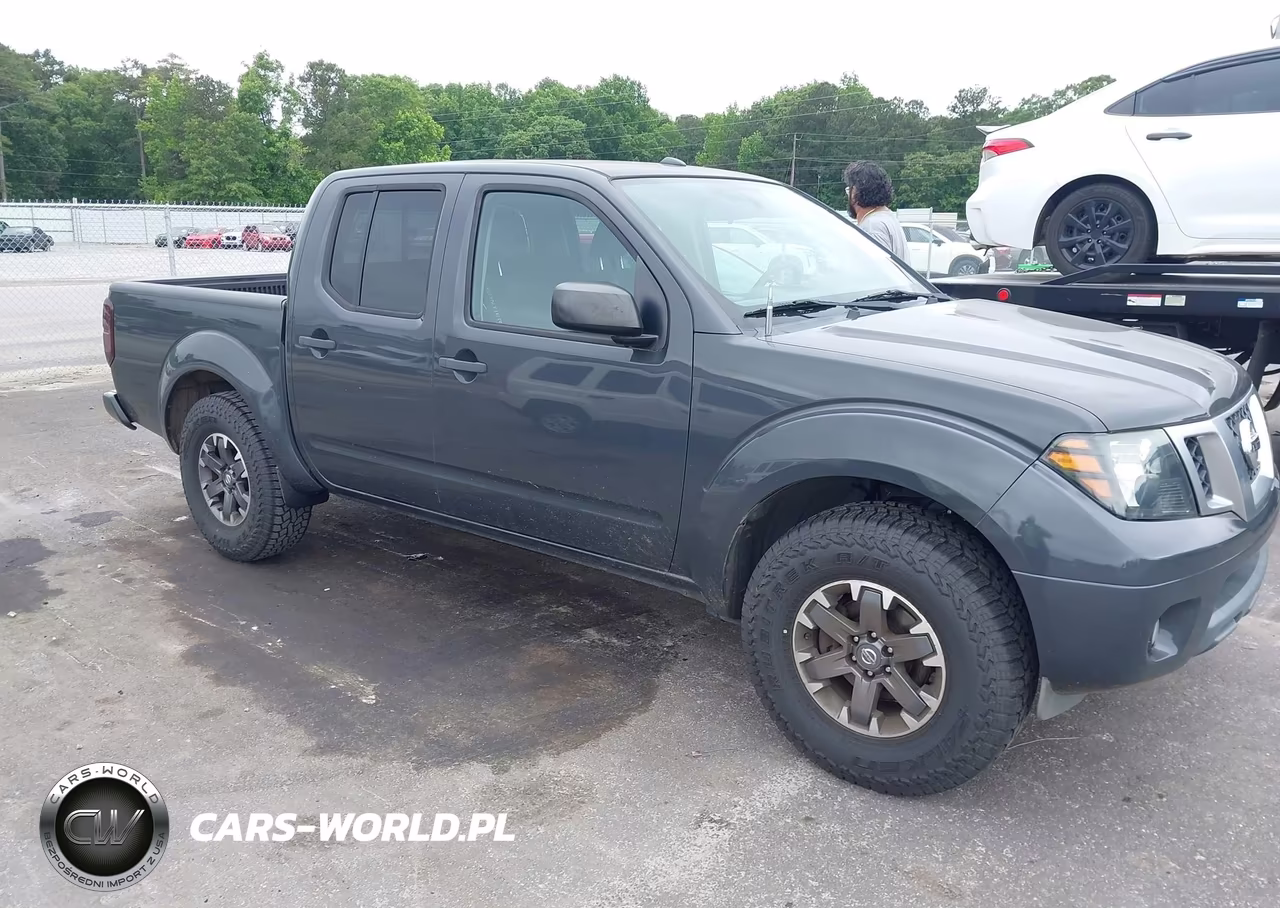 2014 Nissan Frontier Desert Runner
